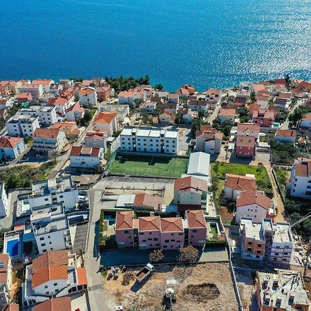 Luxury Apartment Pia With Swimming Pool And Grill Trogir Buitenkant foto