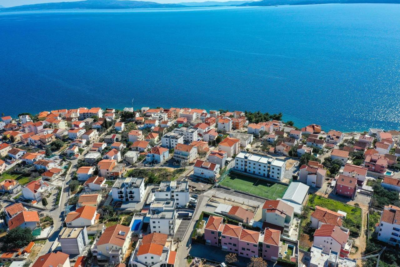 Luxury Apartment Pia With Swimming Pool And Grill Trogir Buitenkant foto
